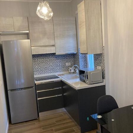 Apartment Zurigo Милано Екстериор снимка