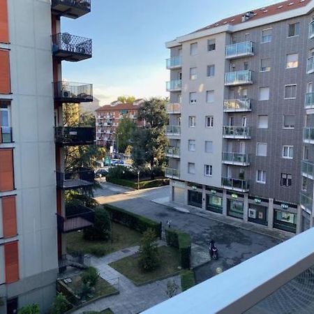Apartment Zurigo Милано Екстериор снимка